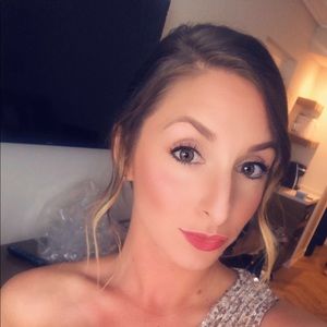 Meet your Posher, Samantha